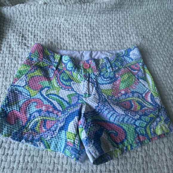 Lilly Pulitzer The Callahan short size 2. Pale pop art sea theme in pique. Nice! - Picture 13 of 14